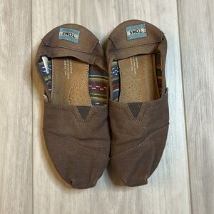 Toms Chocolate Canvas Slip-Ons